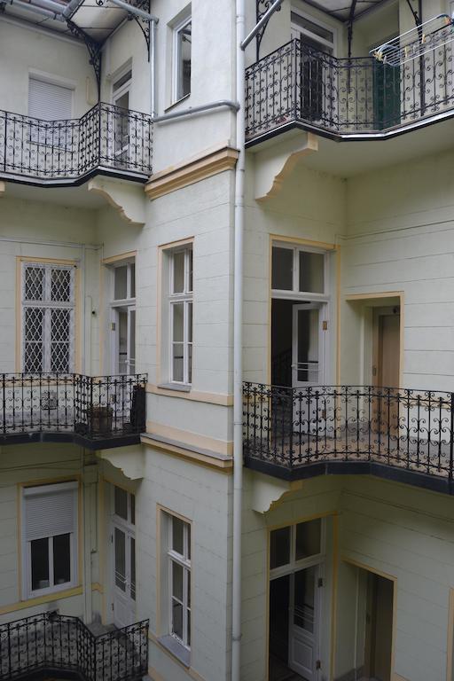 Elisabeth * Budapest